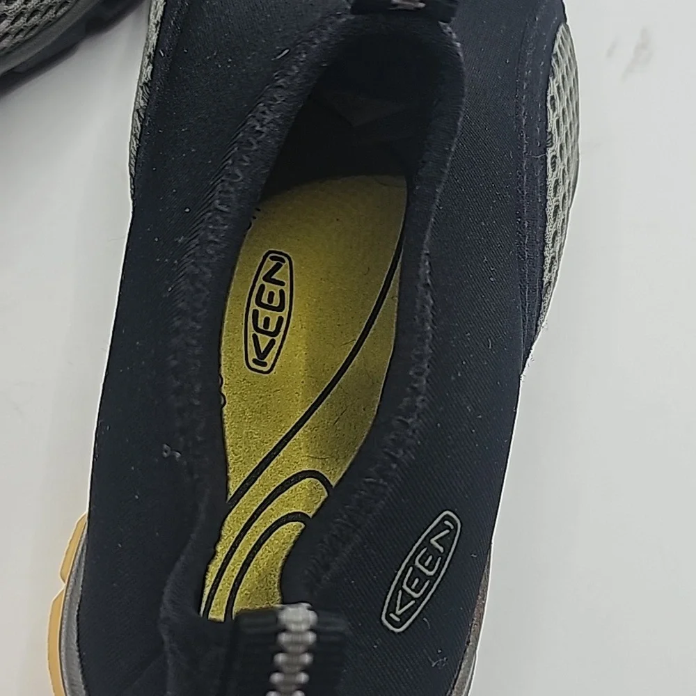 Keen kids water shoes size 12c